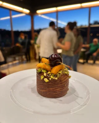 trobada gastronomica flam parisien i revolta